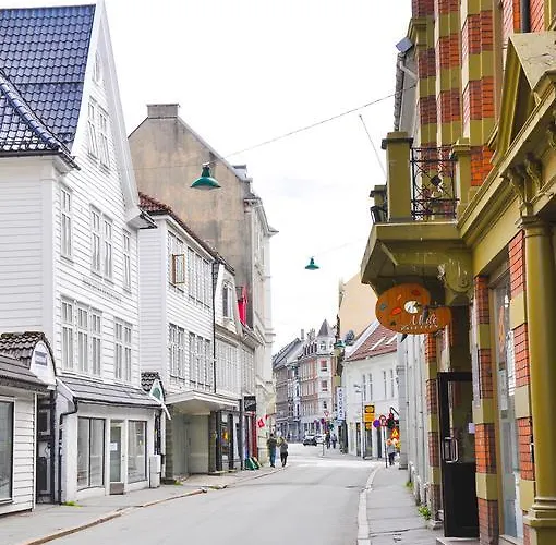 Budget Готель 2*